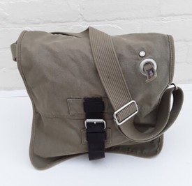 jeff banks suit carrier